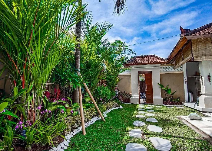 Casa Luwih Newly Renovated 2br With Private Pool In スミニャック