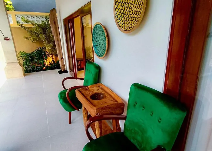 Casa Luwih Newly Renovated 2br With Private Pool In スミニャック