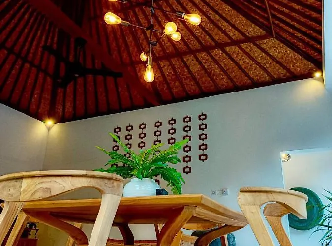 Casa Luwih Newly Renovated 2br With Private Pool In * スミニャック